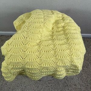 Yellow Knitted Blanket